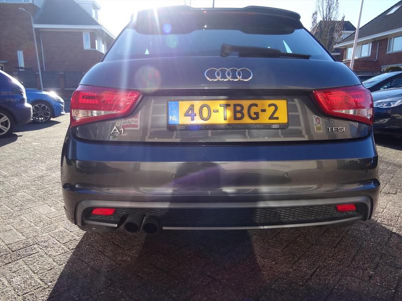 AUDI A1 1.4 TFSI 122pk Ambition  S-LINE 