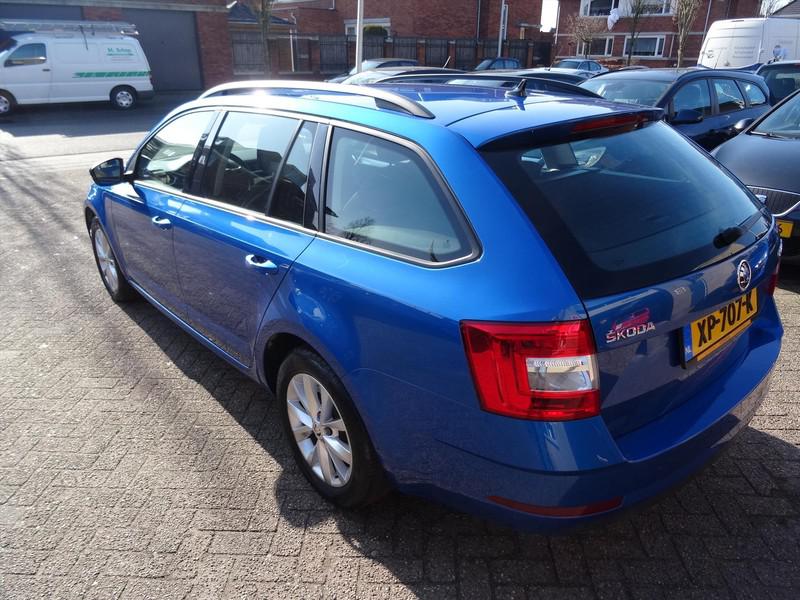 SKODA Octavia Combi 1.0 TSI Greentech 115pk RIJKLAAR