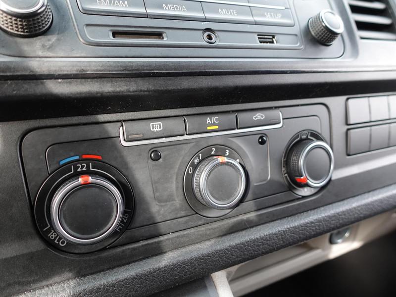 Volkswagen Transporter 2.0 D 75KW AIRCO TREKHAAK BT AUDIO 
