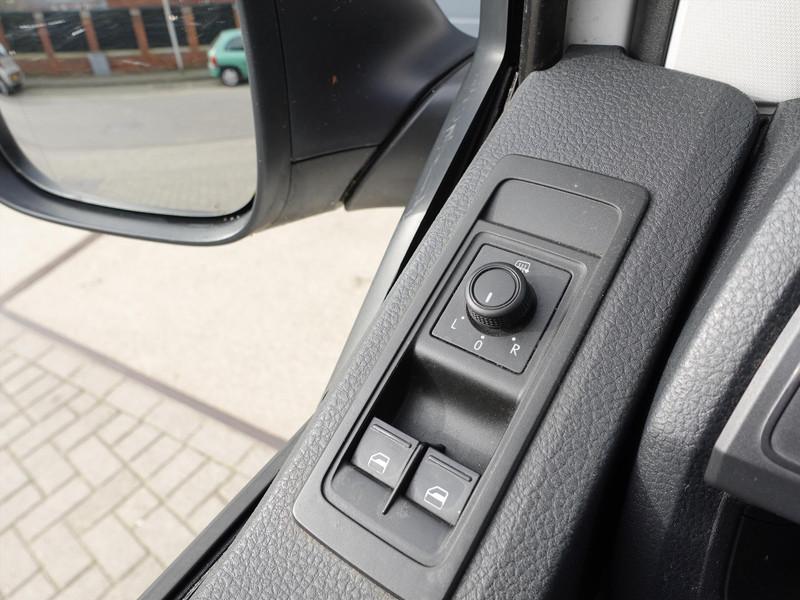 Volkswagen Transporter 2.0 D 75KW AIRCO TREKHAAK BT AUDIO 