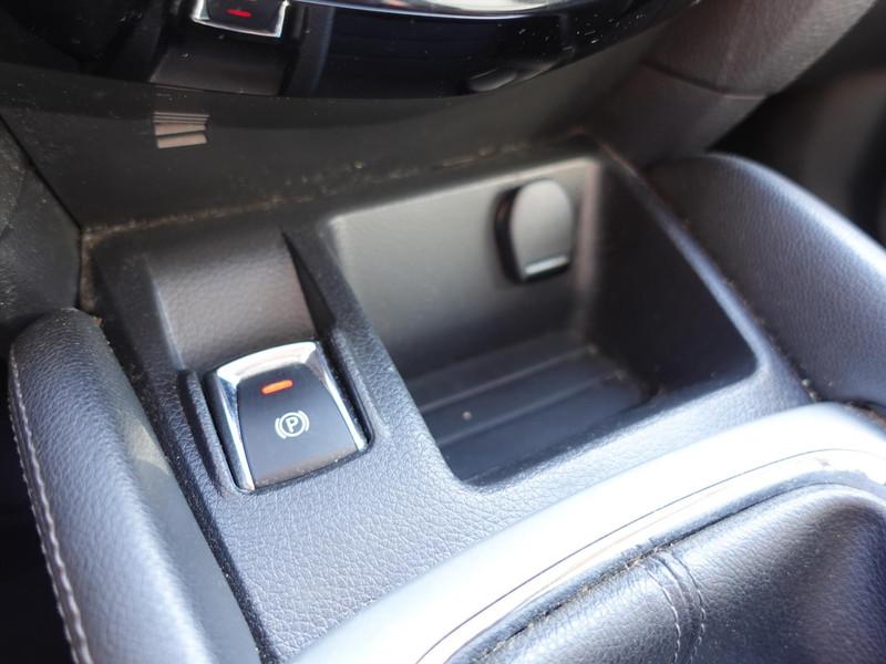 NISSAN Qashqai 1.2 115pk DIG-T Tekna