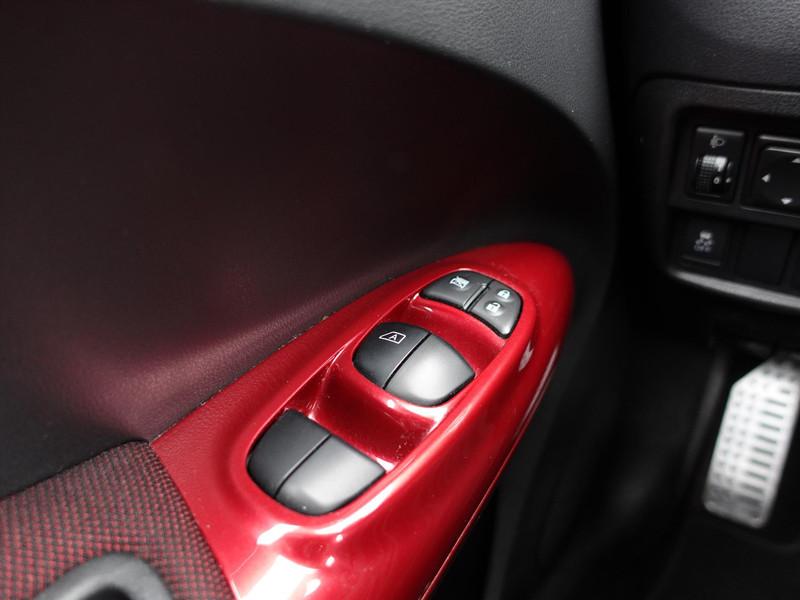 NISSAN Juke 1.6 DIG-T 190pk Tekna NAVI CLIMA TREKHAAK LEER