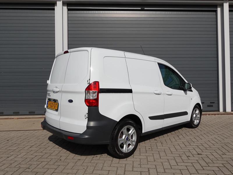 Ford Transit Courier 1.5 TDCI 55KW 