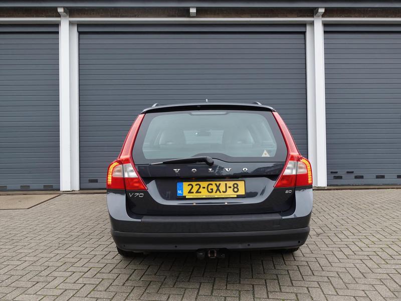 VOLVO V70 2.0 107KW Kinetic TREKHAAK YOUNGTIMER LEDER CRUISE 