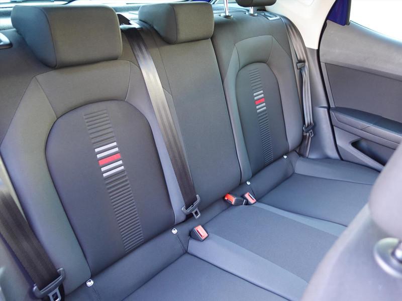 SEAT Ibiza 1.0TSI 95pk FR Business Intense PANO LED CARPLAY CRUISE CLIMA PDC 