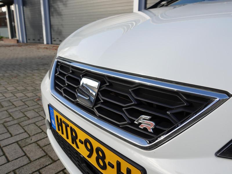 Seat Leon Sportstourer 1.4 EcoTSI 150PK DSG-7 FR Business Intense PANO FULL LINK SFEER LED ALCANTARA CRUISE PDC