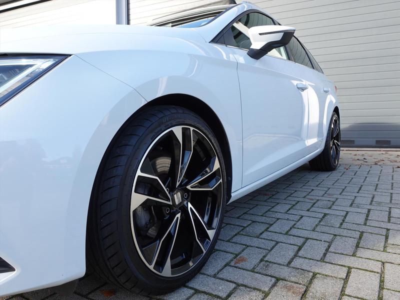 Seat Leon Sportstourer 1.4 EcoTSI 150PK DSG-7 FR Business Intense PANO FULL LINK SFEER LED ALCANTARA CRUISE PDC