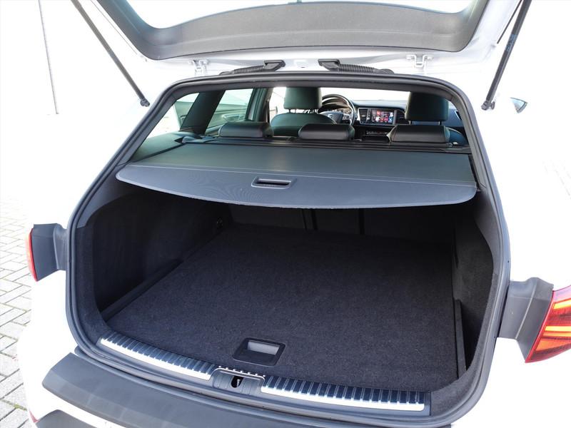 Seat Leon Sportstourer 1.4 EcoTSI 150PK DSG-7 FR Business Intense PANO FULL LINK SFEER LED ALCANTARA CRUISE PDC