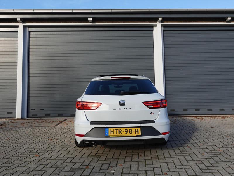 Seat Leon Sportstourer 1.4 EcoTSI 150PK DSG-7 FR Business Intense PANO FULL LINK SFEER LED ALCANTARA CRUISE PDC