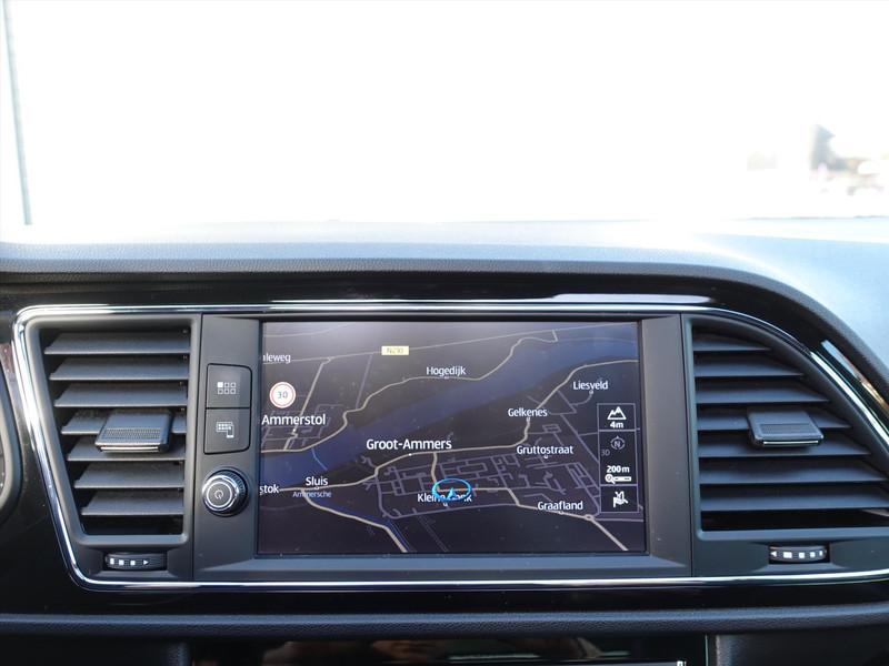 Seat Leon Sportstourer 1.4 EcoTSI 150PK DSG-7 FR Business Intense PANO FULL LINK SFEER LED ALCANTARA CRUISE PDC