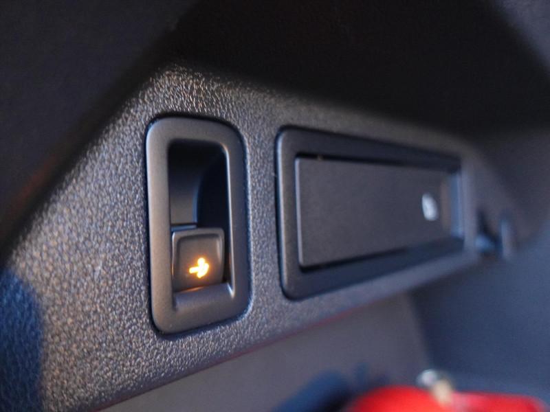 VOLKSWAGEN Tiguan 1.5 TSI ACT 150pk DSG Highline ELEKTR TREKHAAK HEAD UP PANO LED MASSAGE PARK ASSIST