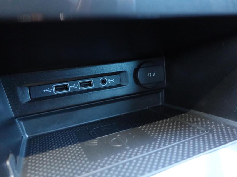 VOLKSWAGEN Tiguan 1.5 TSI ACT 150pk DSG Highline ELEKTR TREKHAAK HEAD UP PANO LED MASSAGE PARK ASSIST