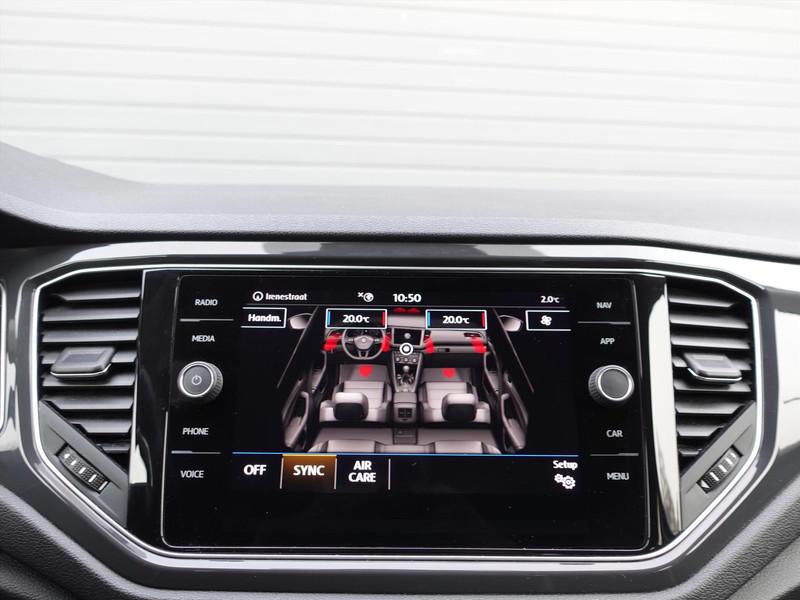 VOLKSWAGEN T-Roc 1.5 TSI 150pk 7-DSG Sport RIJKLAARPRIJS TREKHAAK BLINDSPOT CARPLAY LED NAVI STOELVERWARMING CAMERA 