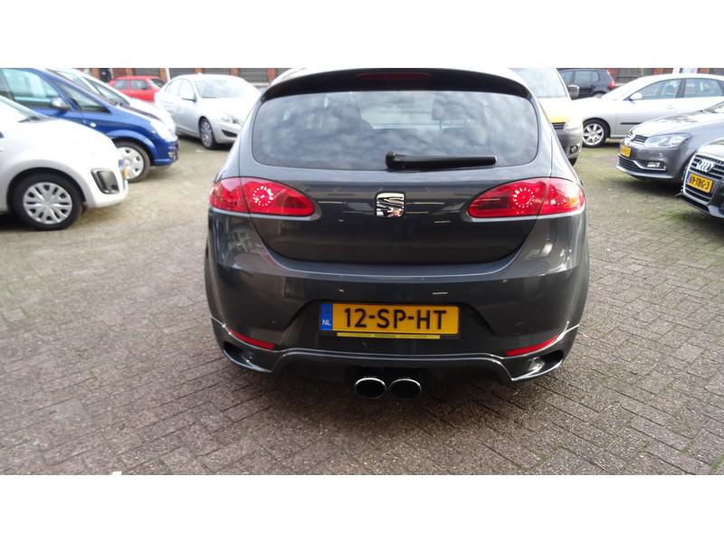 SEAT Leon 2.0 TFSI 16V 136KW YOUGNTIMER BTW AUTO