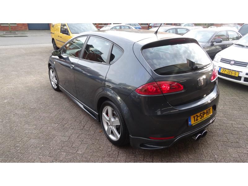 SEAT Leon 2.0 TFSI 16V 136KW YOUGNTIMER BTW AUTO