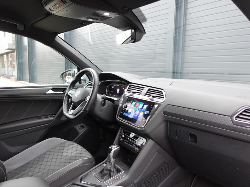 VOLKSWAGEN Tiguan 1.4 TSI eHybrid 245pk DSG R-Line Business+ TREKHAAK IQ LED IQ DRIVE BLIND SPOT PARK ASSIST CARPLAY