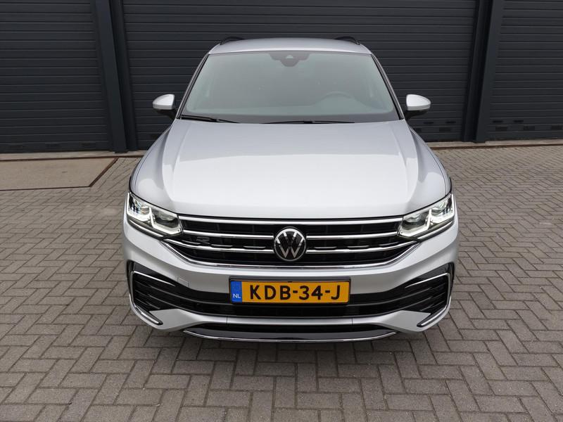VOLKSWAGEN Tiguan 1.4 TSI eHybrid 245pk DSG R-Line Business+ TREKHAAK IQ LED IQ DRIVE BLIND SPOT PARK ASSIST CARPLAY