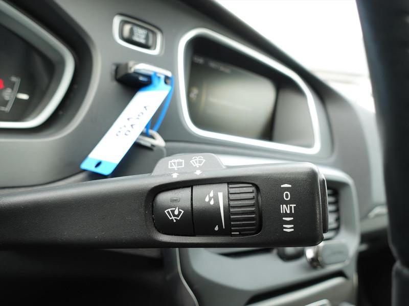 Volvo V40 1.6 D2 115PK Momentum 