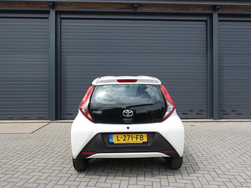 TOYOTA Aygo 1.0 VVT-i 72pk 5D x-fun RIJKLAAR/NL AUTO/CRUISE/AIRCO/DAB+