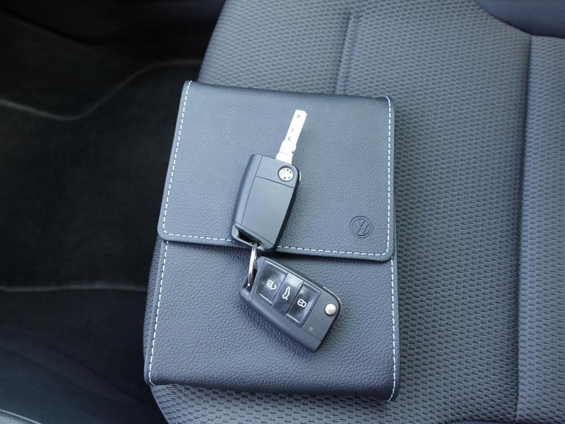 VOLKSWAGEN Golf Vii 1.5 TSI BlueMotion Comfortline RIJKLAAR/TREKHAAK/STOELVERWARMING/CLIMA/ADAPT CRUISE/CARPLAY