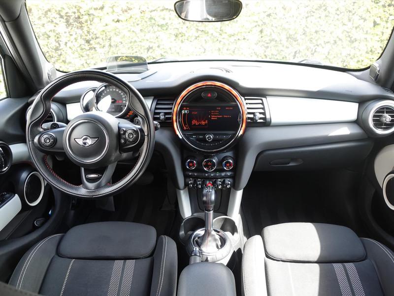 MINI Mini Cooper S JCW RIJKLAAR/PANO/H&K/HUD/DCC/STOELVERWARMING