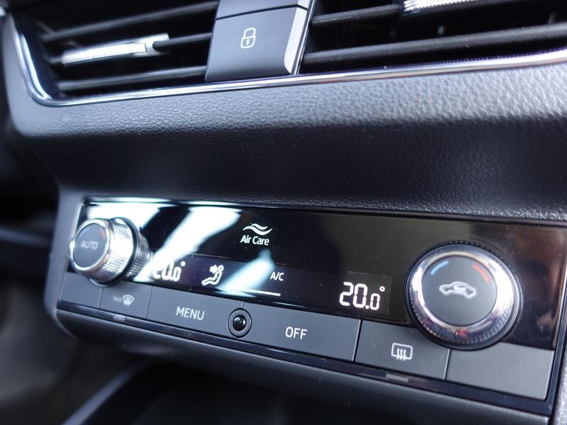 SKODA Kamiq 1.0 TSI 110pk DSG Monte Carlo RIJKLAAR/PANO/KEYLESS/MATRIX/CAMERA/CARPLAY/ACC