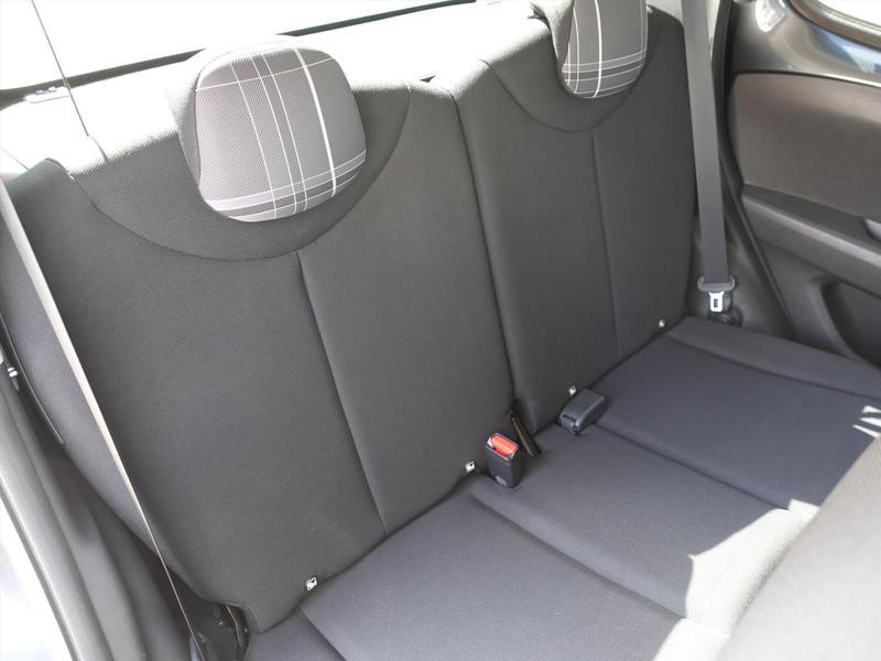 PEUGEOT 108 1.0 e-VTi 5D Allure RIJKLAAR/CAMERA/DAB+/AIRCO/ELEKTRA PAKKET