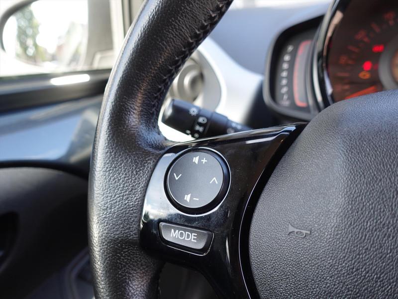 PEUGEOT 108 1.0 e-VTi 5D Allure RIJKLAAR/CAMERA/DAB+/AIRCO/ELEKTRA PAKKET