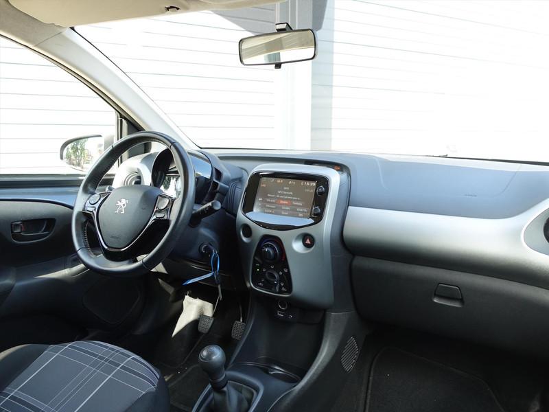 PEUGEOT 108 1.0 e-VTi 5D Allure RIJKLAAR/CAMERA/DAB+/AIRCO/ELEKTRA PAKKET