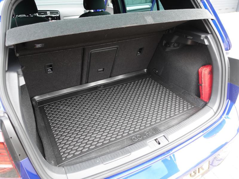 VOLKSWAGEN Golf Vii 1.4 TSI 7-DSG 3XR-line RIJKLAAR/TREKAAK/DCC/LED/ACC/CARPLAY/NAVI