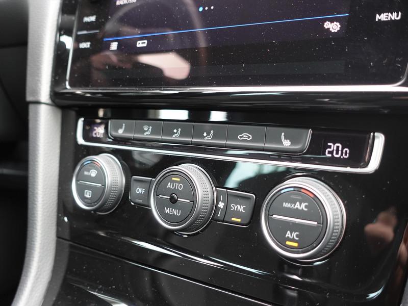 VOLKSWAGEN Golf Vii 1.4 TSI 7-DSG 3XR-line RIJKLAAR/TREKAAK/DCC/LED/ACC/CARPLAY/NAVI