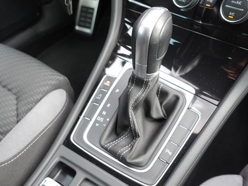 VOLKSWAGEN Golf Vii 1.4 TSI 7-DSG 3XR-line RIJKLAAR/TREKAAK/DCC/LED/ACC/CARPLAY/NAVI
